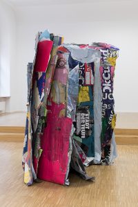 Ariane Kipp_Smash the patriarch_2025_148x118x198cm